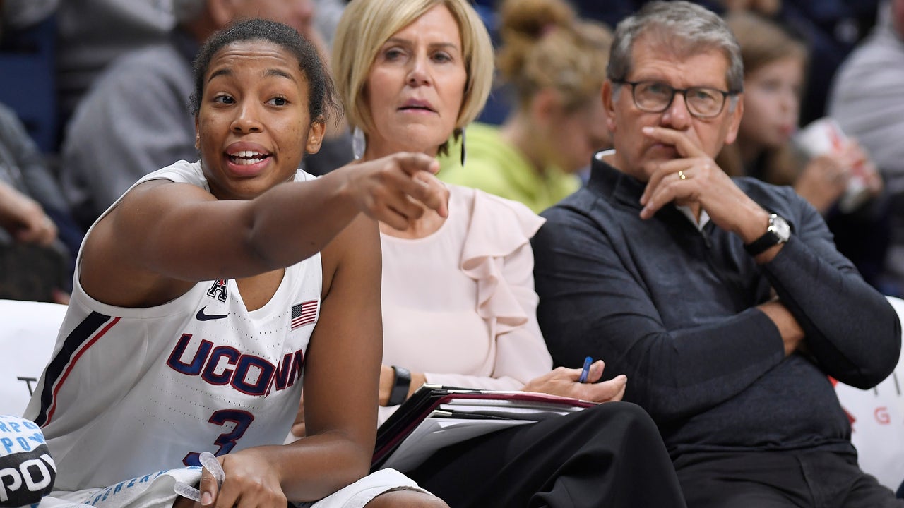 SEASON PREVIEW: Games to watch in women's hoops this season